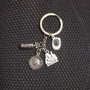 🍏3/$20 - Fire Fighter Keychain